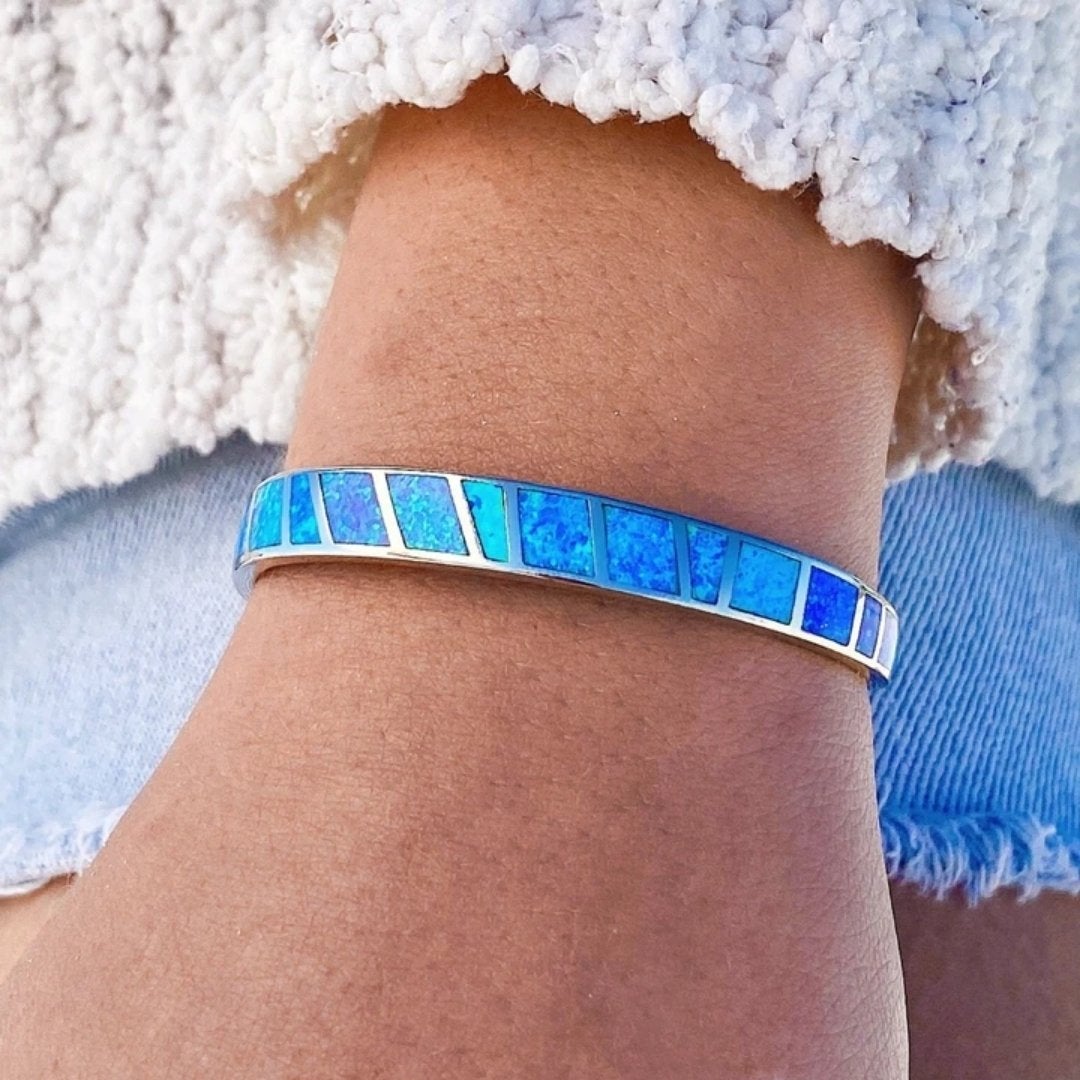Éclatante Bracelet en Argent avec Opale Précieuse