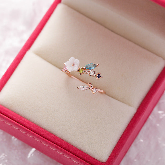 Bague Ajustable Wildflower en Or avec Éclat de Pierres Précieuses