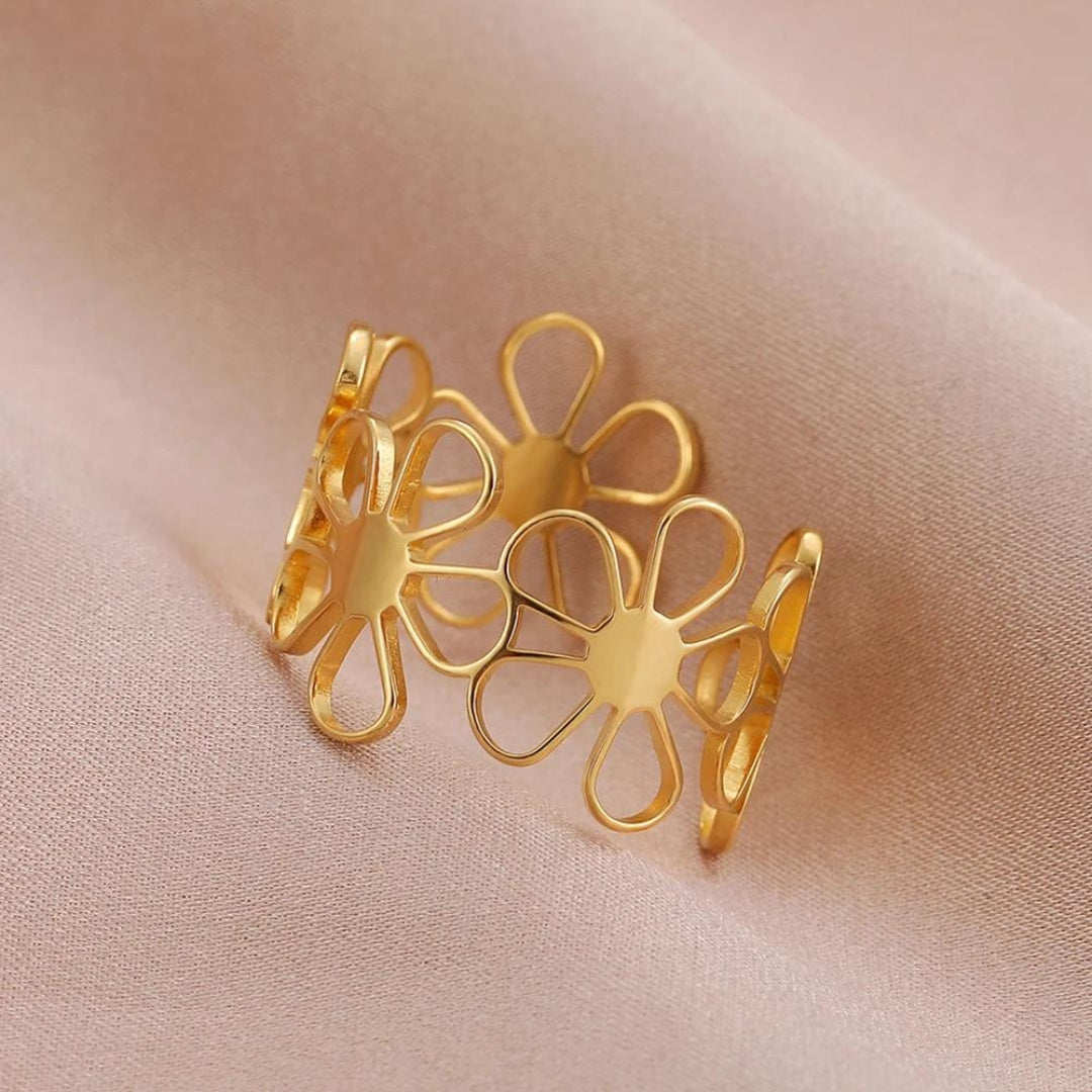 Élégante Bague Florale en Or et Argent