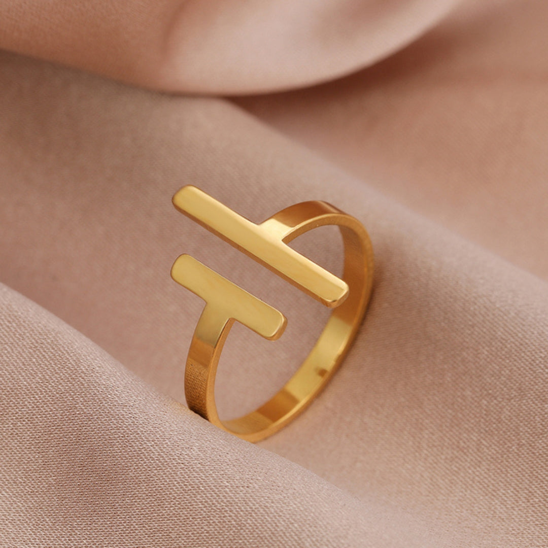 Élégante Bague Équilibre en Or et Argent