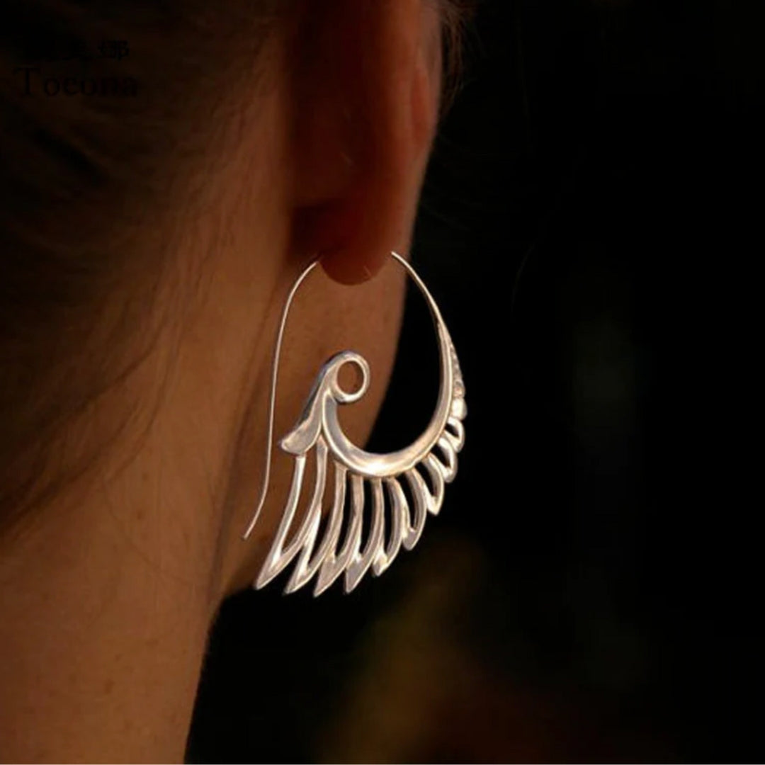 Éblouissantes Boucles d'oreilles en Or avec Élégantes Ailes