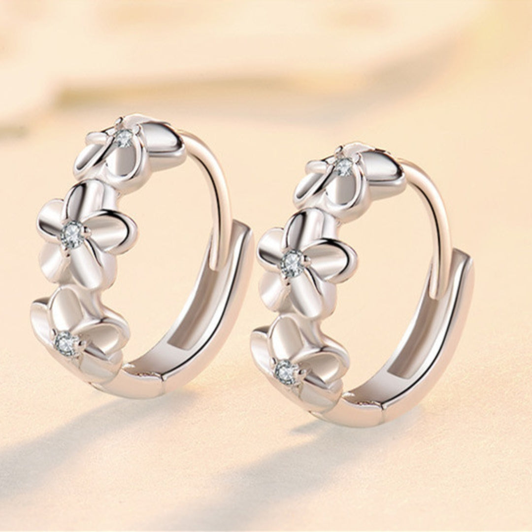 Éclat Floral en Argent