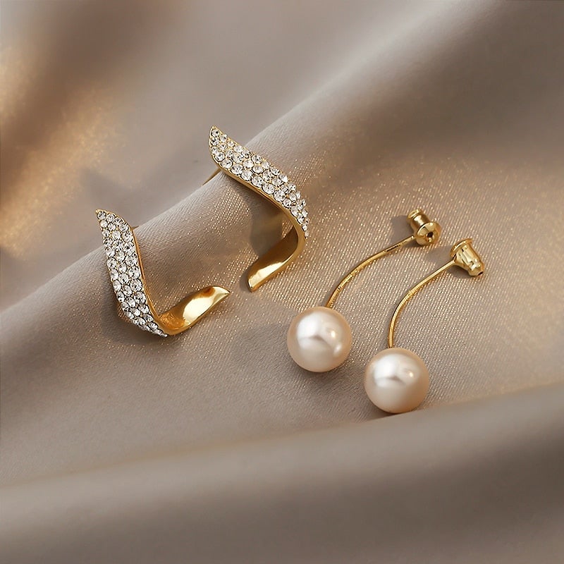Éblouissantes Boucles d'Oreilles en Perles Dorées