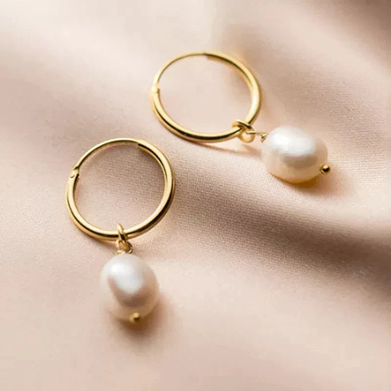 Éblouissantes Boucles d'Oreilles en Or avec Perles Élégantes
