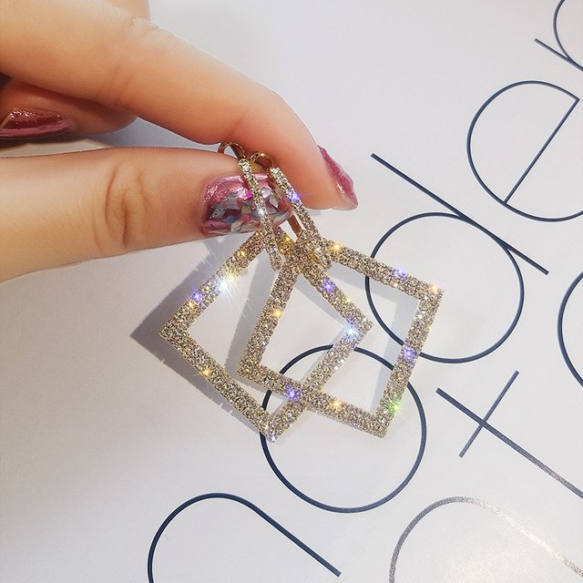 Éclatantes Boucles d'oreilles en Zircon Cubique