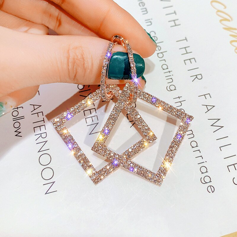 Éclatantes Boucles d'oreilles en Zircon Cubique