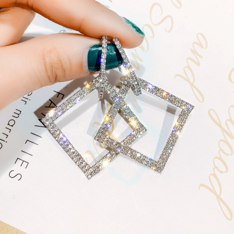 Éclatantes Boucles d'oreilles en Zircon Cubique