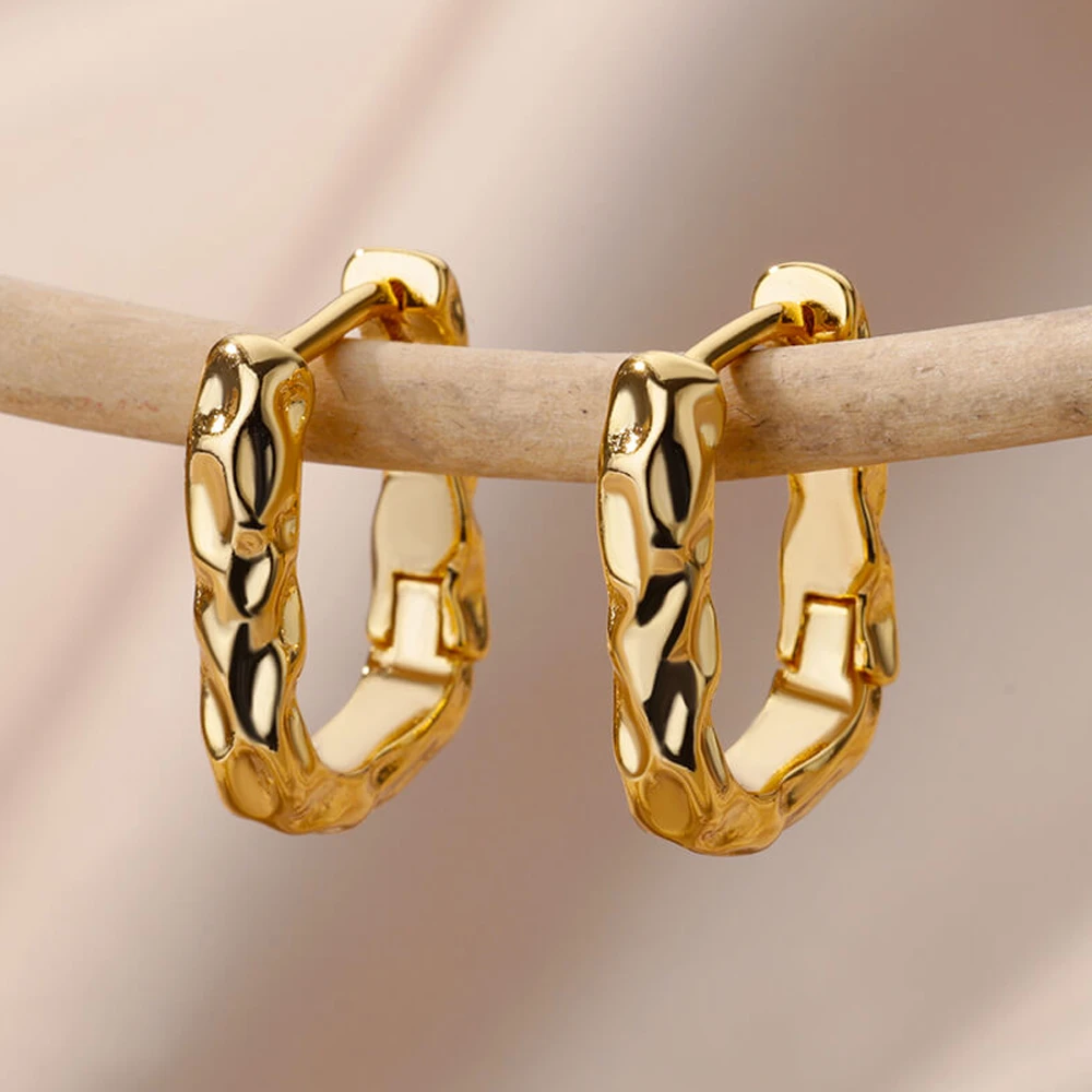 Boucles d'oreilles Dorées au Design Unique et Original
