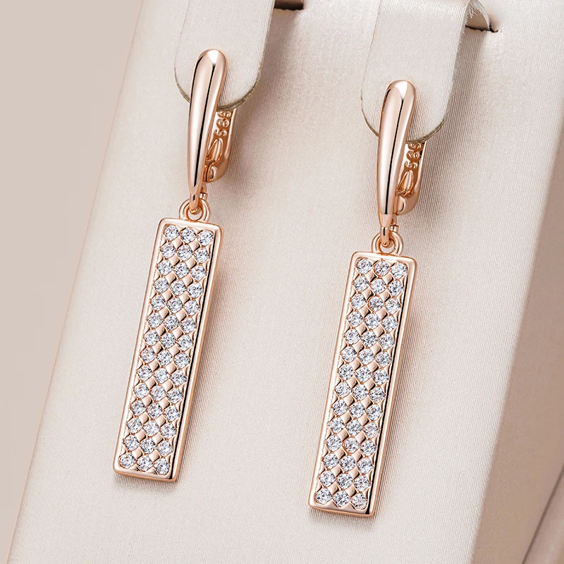 Boucles d'oreilles brillantes à la forme rectangulaire chic et élégante