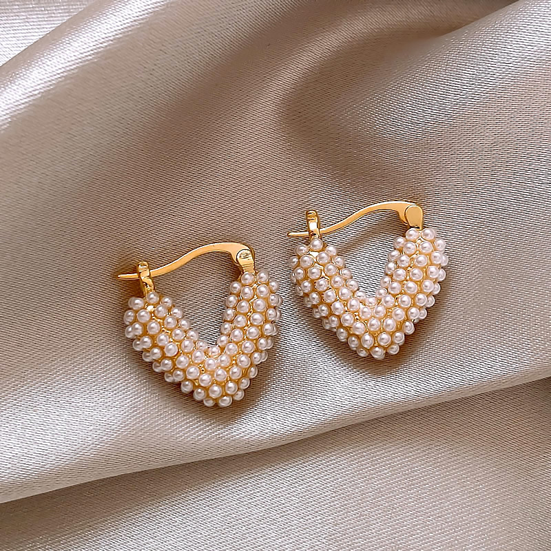 Boucles d'oreilles en cœur chic avec perles scintillantes intégrées