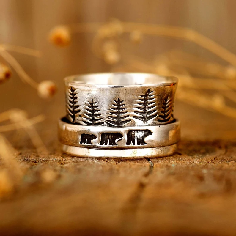 Élégante Bague Vintage en Argent Inspirée de la Forêt