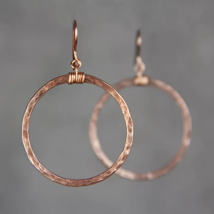 Ăblouissantes boucles d'oreilles vintage en or rose