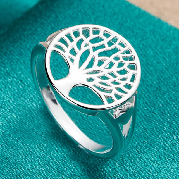 Bague en argent élégante avec motif d'arbre de vie