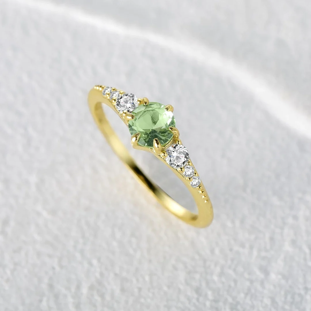 Bague Verte Éblouissante avec Zircon Étincelant