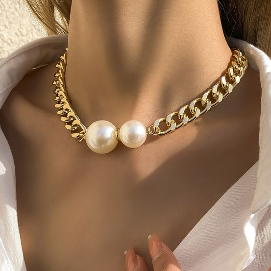 Collier à double chaîne en perles - Élégance intemporelle