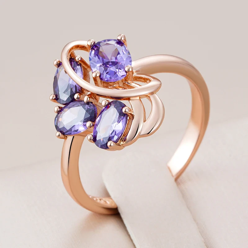 Sublime Bague en Zirconium Violet élégant