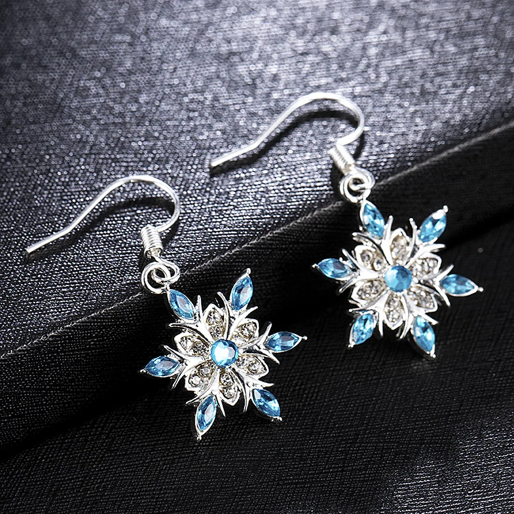 Boucles d'oreilles vintage scintillantes avec étoiles bleues élégantes