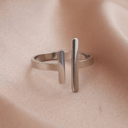 Élégante Bague Équilibre en Or et Argent
