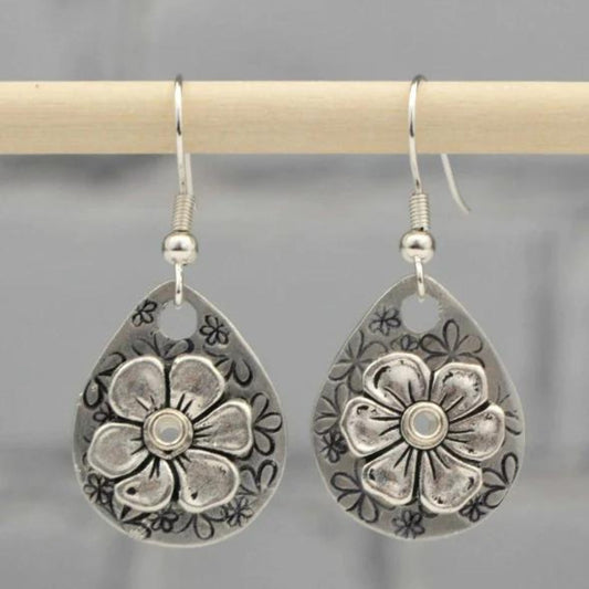 Éblouissantes boucles d'oreilles florales en argent au style boho