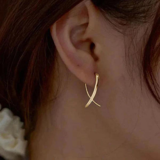 Élégantes Boucles d'Oreilles Croix en Or Rose