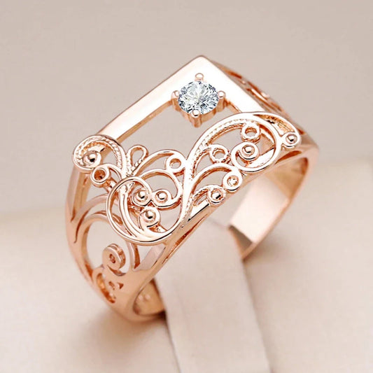 Bague Rectangulaire en Or Éblouissant avec Zircone Raffinée