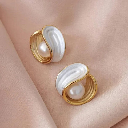 Éclatantes Boucles d'Oreilles en Opale Blanche et Perles d'Or Luxe