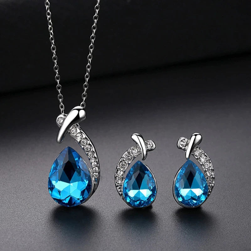 Élégant Ensemble de Collier et Boucles d'Oreilles en Argent Sterling avec Zirconium Bleu