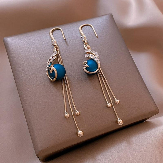 Éclatantes Boucles d'Oreilles de Fête Agrémentées de Perles Bleues