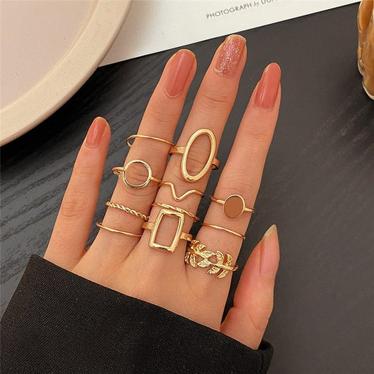 Ensemble de 11 Bagues Vintage en Argent Élégant