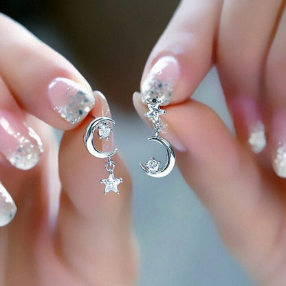 Élégantes Boucles d'Oreilles Demi-Lune en Argent Sterling ornées de Zircon étincelant