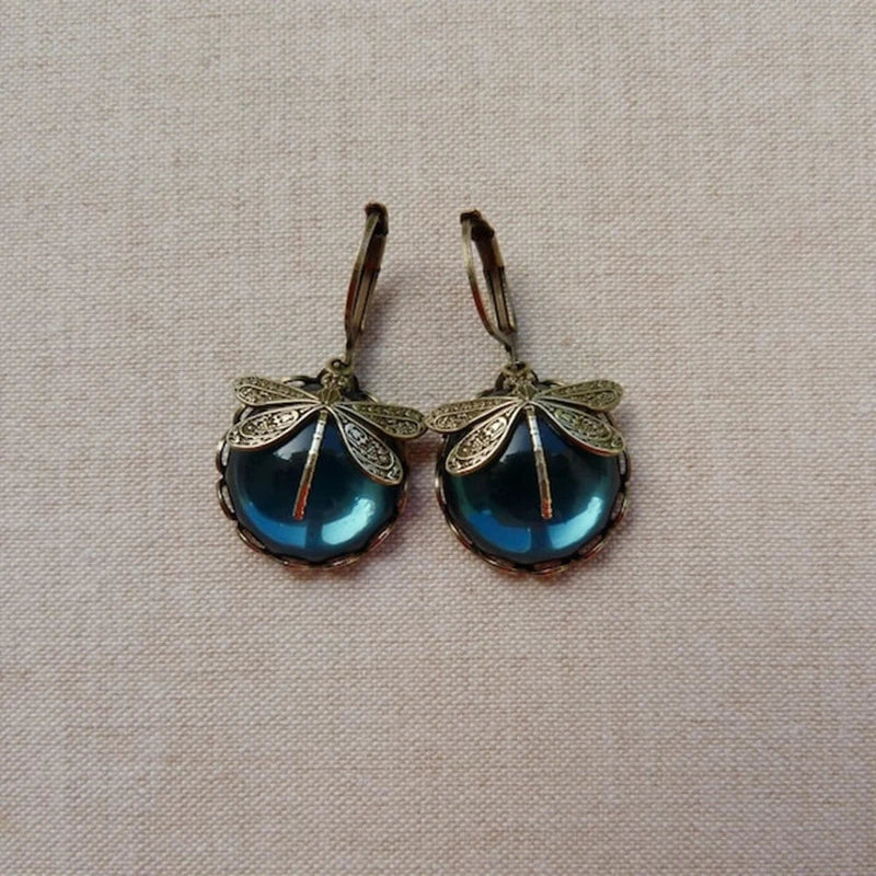 Boucles d'Oreilles Libellule en Or Antique ornées de Cristaux Éclatants