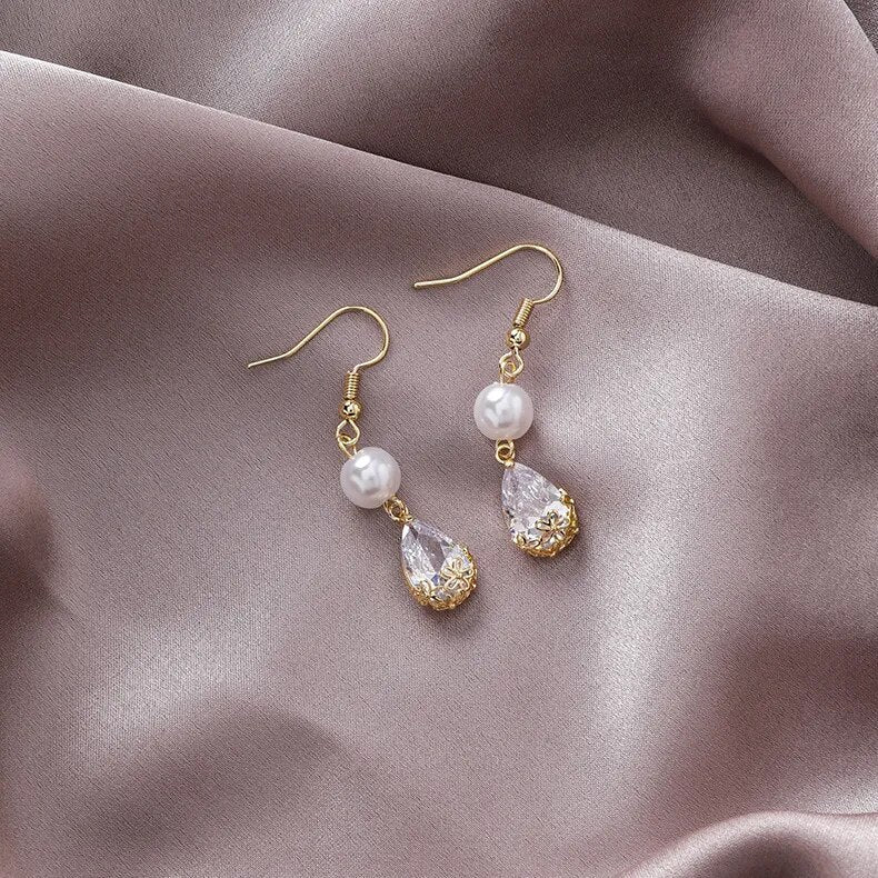 Éblouissantes Boucles d’Oreilles Goutte en Cristal avec Perles Élégantes