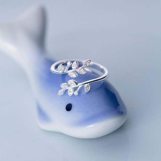 Élégante Bague en Argent Ajustable Sertie de Zirconias Brillantes