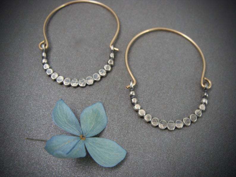 Boucles d'oreilles en argent avec design cubique bohème