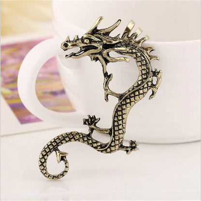 Éblouissantes boucles d'oreilles dragons en argent