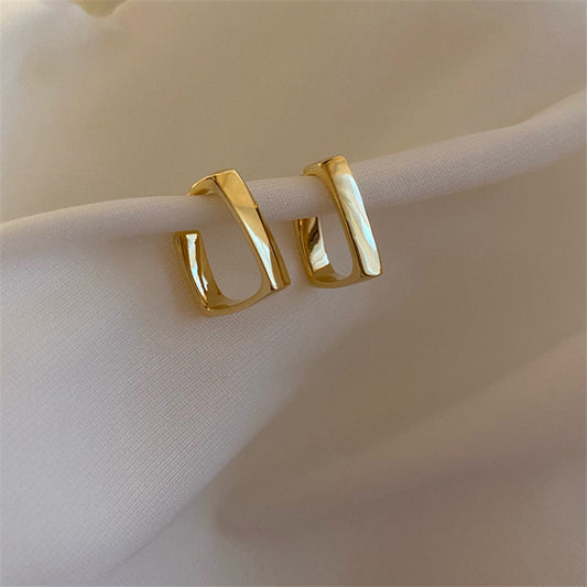 Éblouissantes Boucles d'Oreilles Géométriques en Or