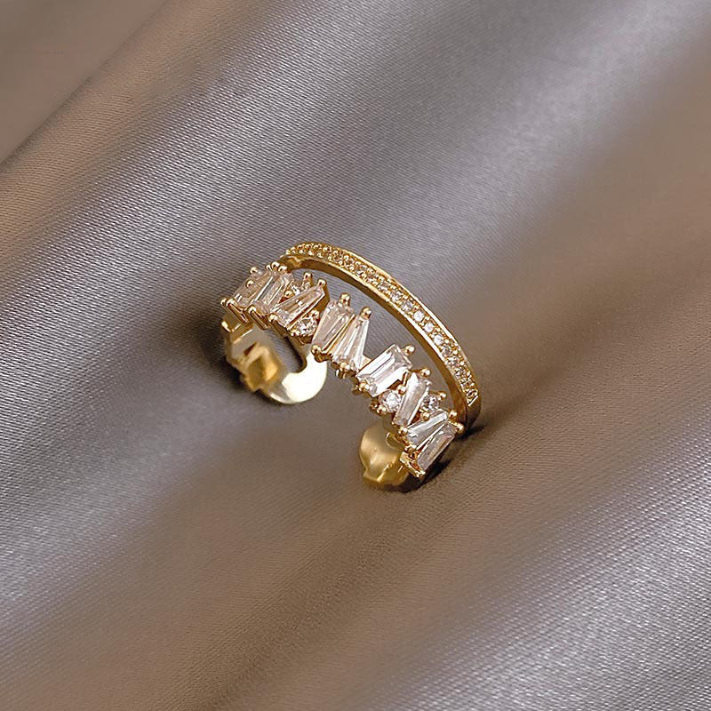 Bague Couronne en Or avec Zirconium Ajustable, Élégance et Luxe à Votre Portée