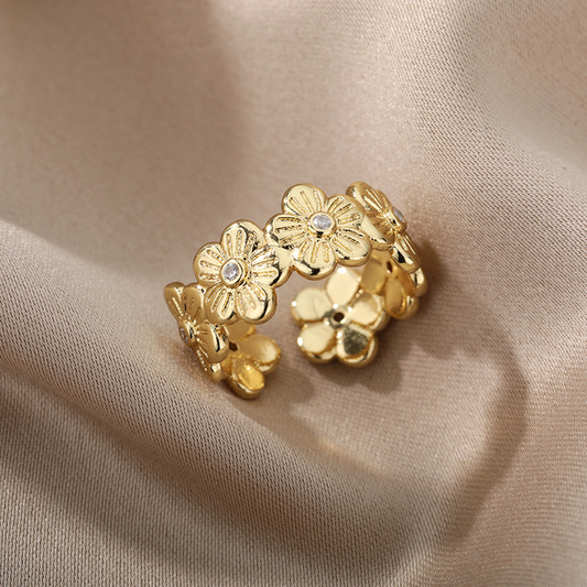 Éblouissante Bague en Or Marguerite
