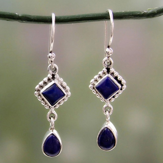 Éblouissantes Boucles d'Oreilles en Argent ornées d'une Pierre Bleue et de Cristaux Éclatants