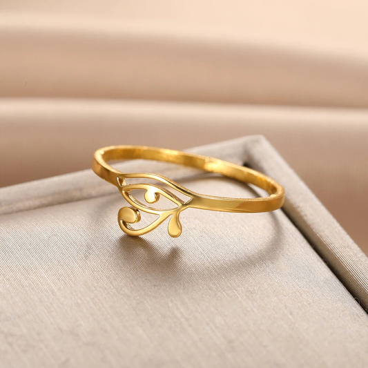 Bague en Or avec Pierre Ovale Éblouissante
