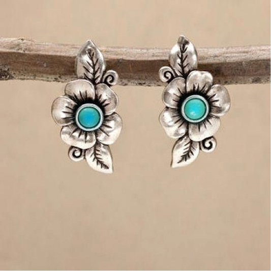 Éblouissantes Boucles d'Oreilles Boho en Argent Sterling ornées d'une Fleur d'Opale Bleue