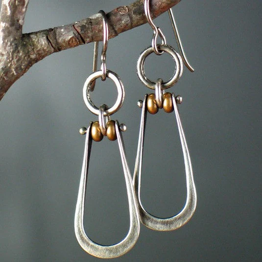 Élégantes Boucles d'Oreilles Vintage en Argent