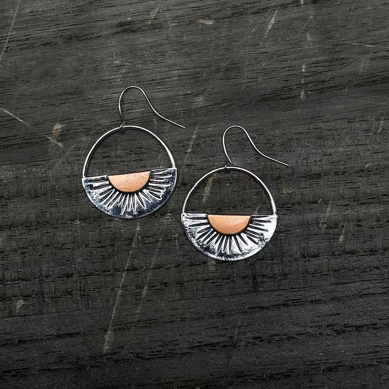 Élégantes Boucles d'Oreilles Vintage Horizon Solaire