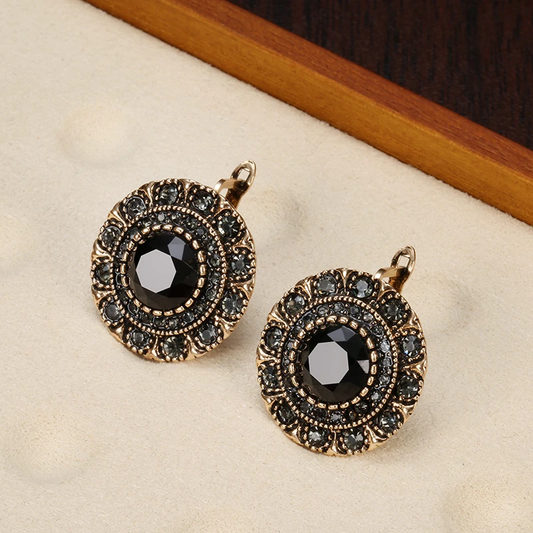 Boucles d'oreilles rondes en cristal noir chic et élégantes