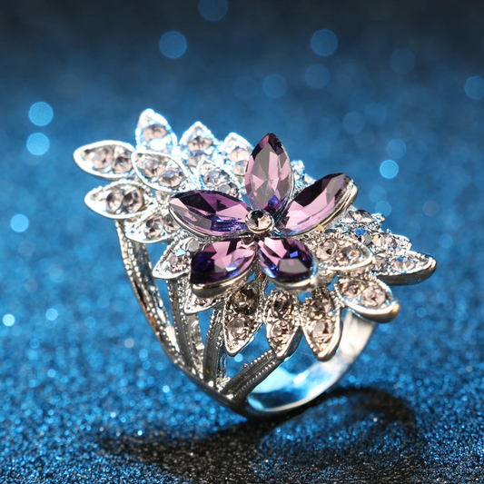 Bague en zircone colorée au design élégant