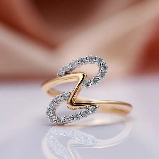 Bague Chic en Or aux Éclats  Éblouissants