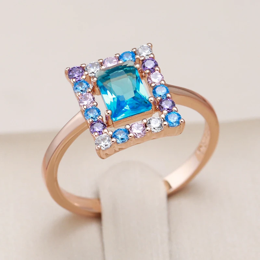 Charmante Bague Cubique en Zircon Bleu Éclatant