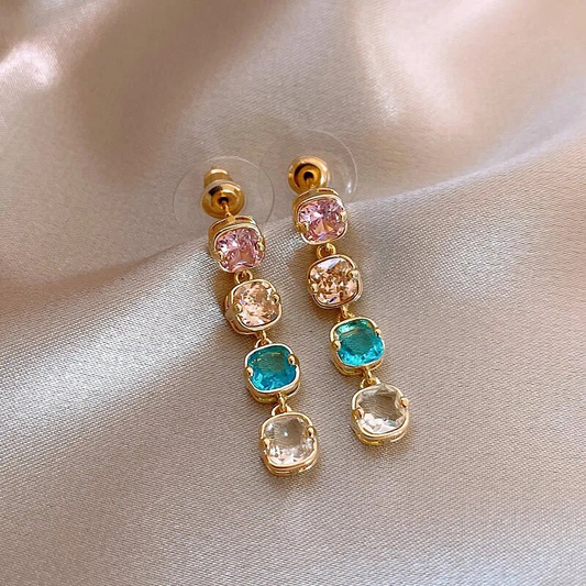 Boucles d'oreilles pendantes éclatantes en zircon multicolore