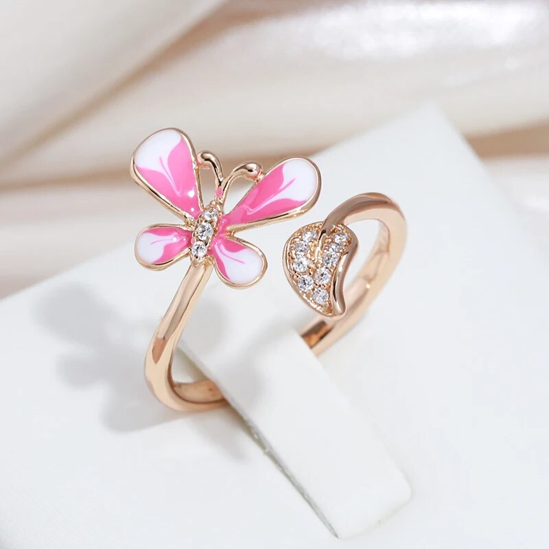 Élégante bague en forme de papillon