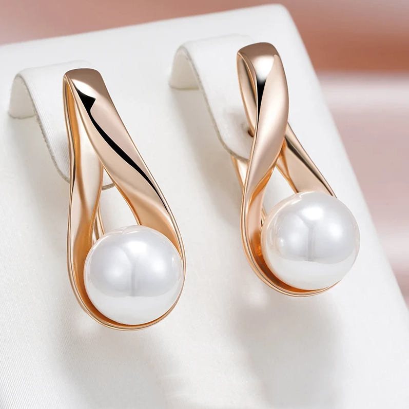 Élégantes boucles d'oreilles en perles raffinées